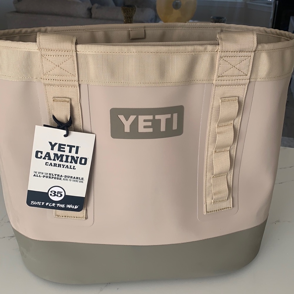 Yeti Camino carryall